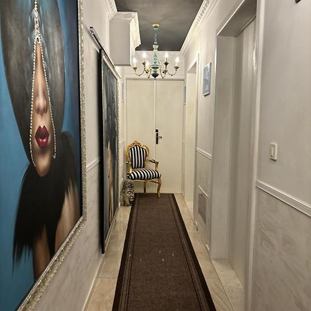 La Dolce Vita Luxury Apartments With Best Free Private Parking In City Center PUY 외부 사진