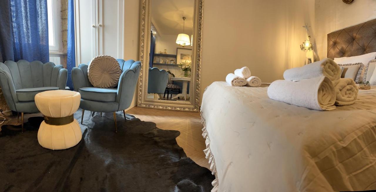 La Dolce Vita Luxury Apartments With Best Free Private Parking In City Center PUY 외부 사진