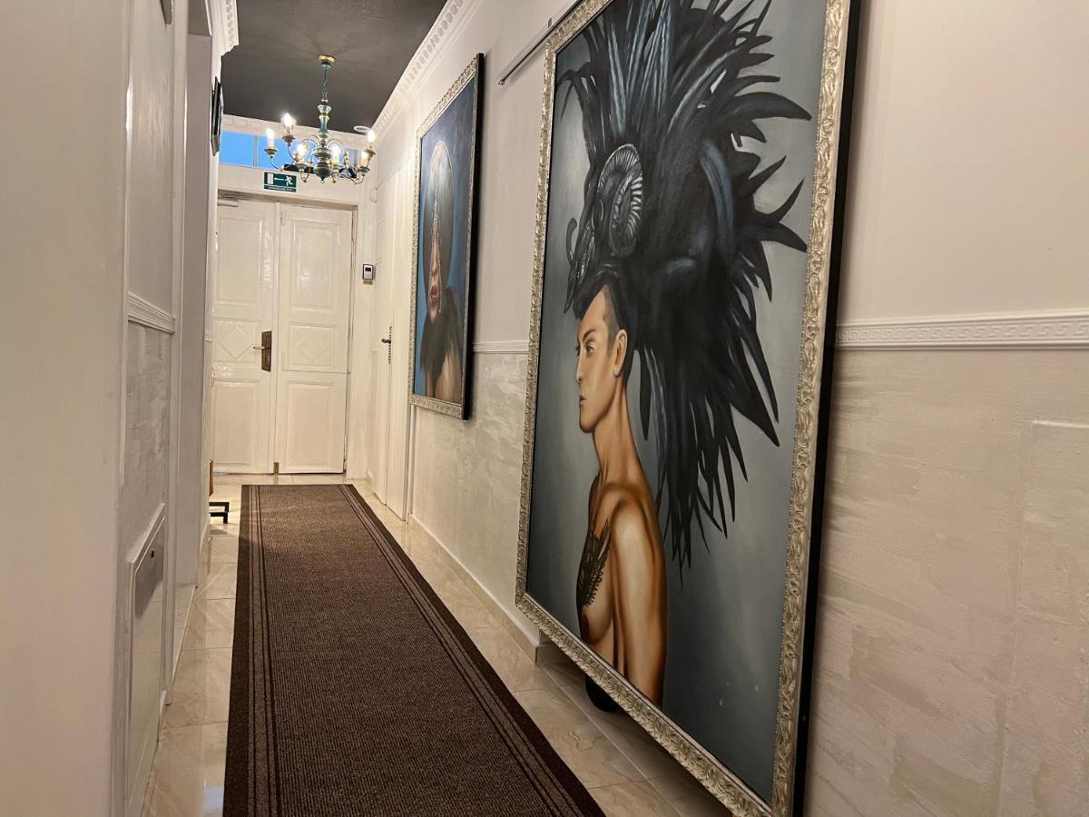 La Dolce Vita Luxury Apartments With Best Free Private Parking In City Center PUY 외부 사진