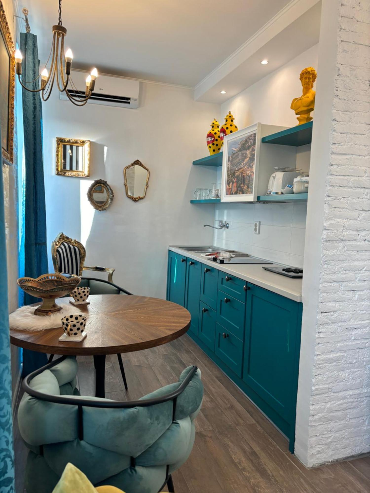 La Dolce Vita Luxury Apartments With Best Free Private Parking In City Center PUY 외부 사진